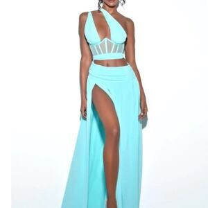 NWT Miss Circle Natalya Chiffon Corset Maxi Dress Size Medium